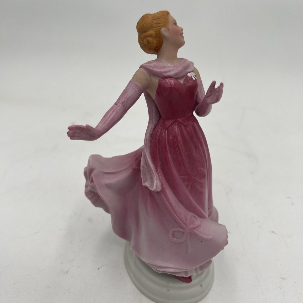 *MINT* Vtg Avon Images of Hollywood Ginger Rogers Dinah Barkley Figurine 1984 6"